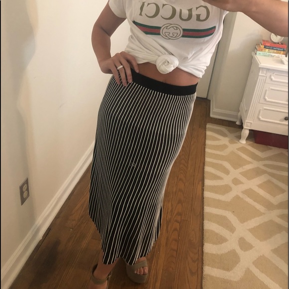 BCBG Max Azria Knit Ombré Midi Skirt - Picture 7 of 7